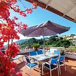 法沃莱别墅 公寓