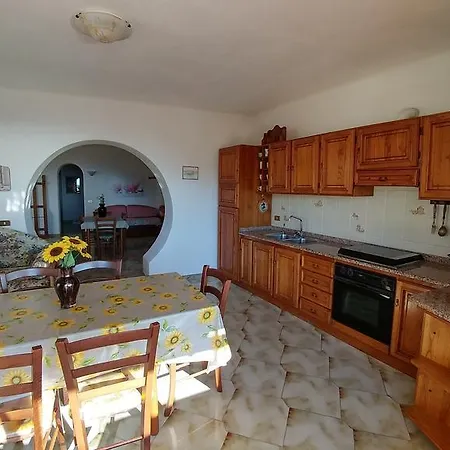 La Favola Apartment *